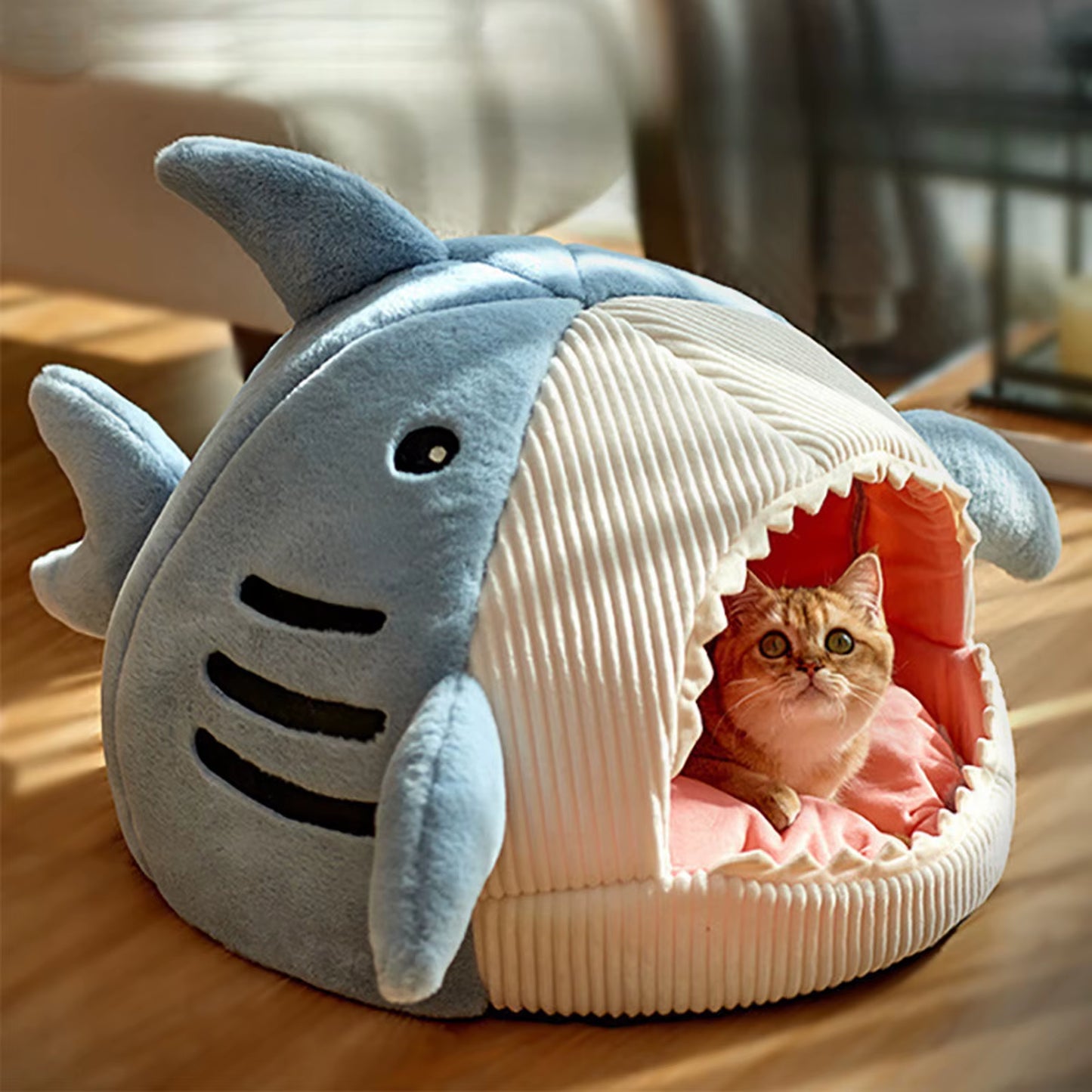 Shark-Shaped Cat Cave Bed Comfortable Kennel Kitten Bed Semi-Closed Hideout House for Cats Small Dogs